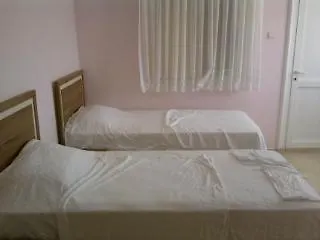 Orange Garden Farm Hotel *